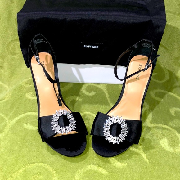 Express Shoes - Express Bow Satin Heels